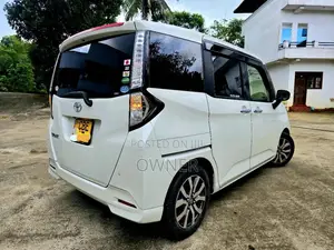 Toyota Roomy GS Custom LED 2017 Car (Used)