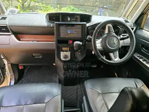 Toyota Roomy GS Custom LED 2017 Car (Used)