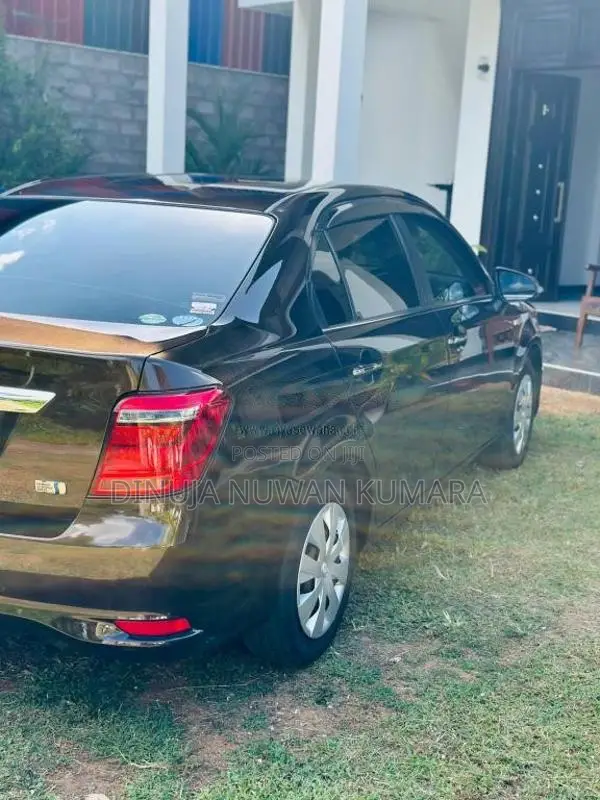Toyota Axio G Grade 2015 Car (Used)