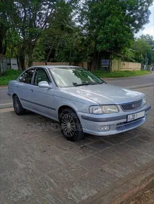 Nissan Sunny FB15 2004 Car (Used)