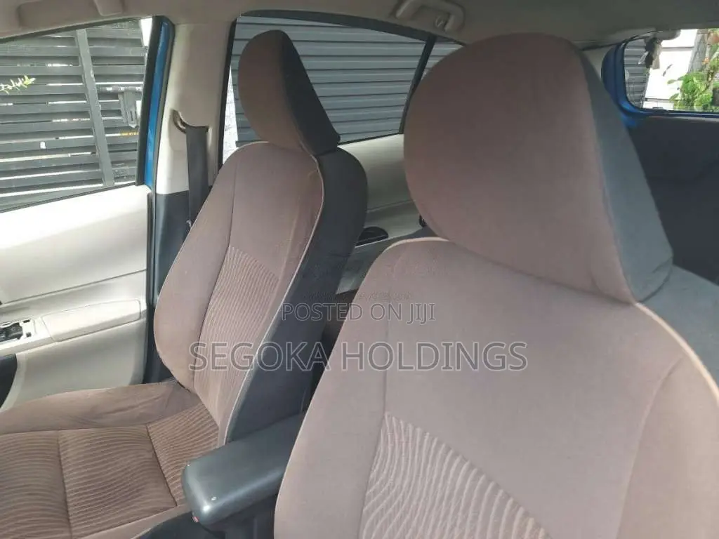 Toyota Aqua 2013 Car (Used)