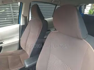 Toyota Aqua 2013 Car (Used)