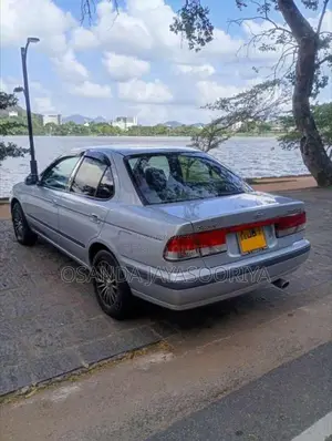 Nissan Sunny FB15 2004 Car (Used)