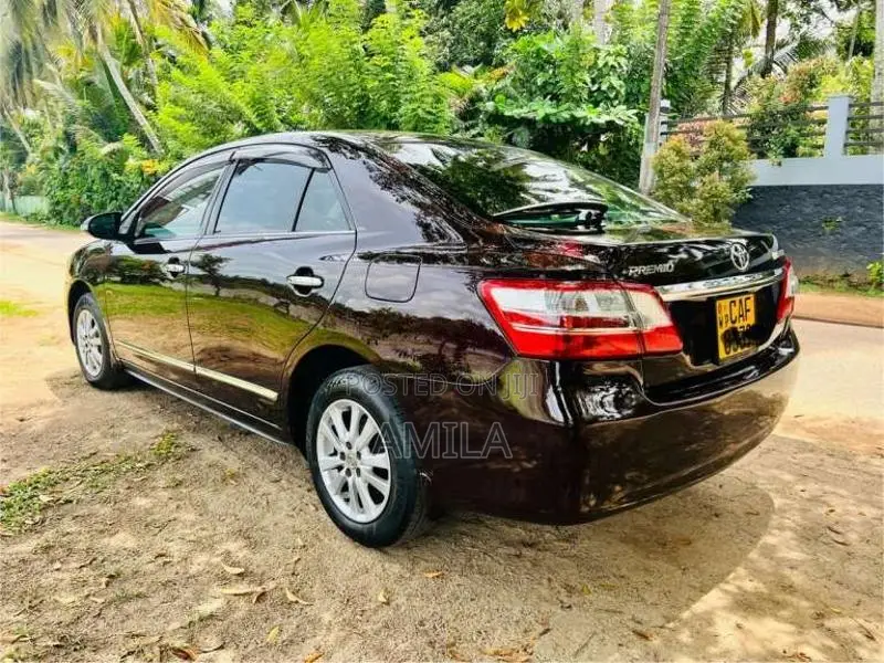 Toyota Premio 2015 Car (Used)