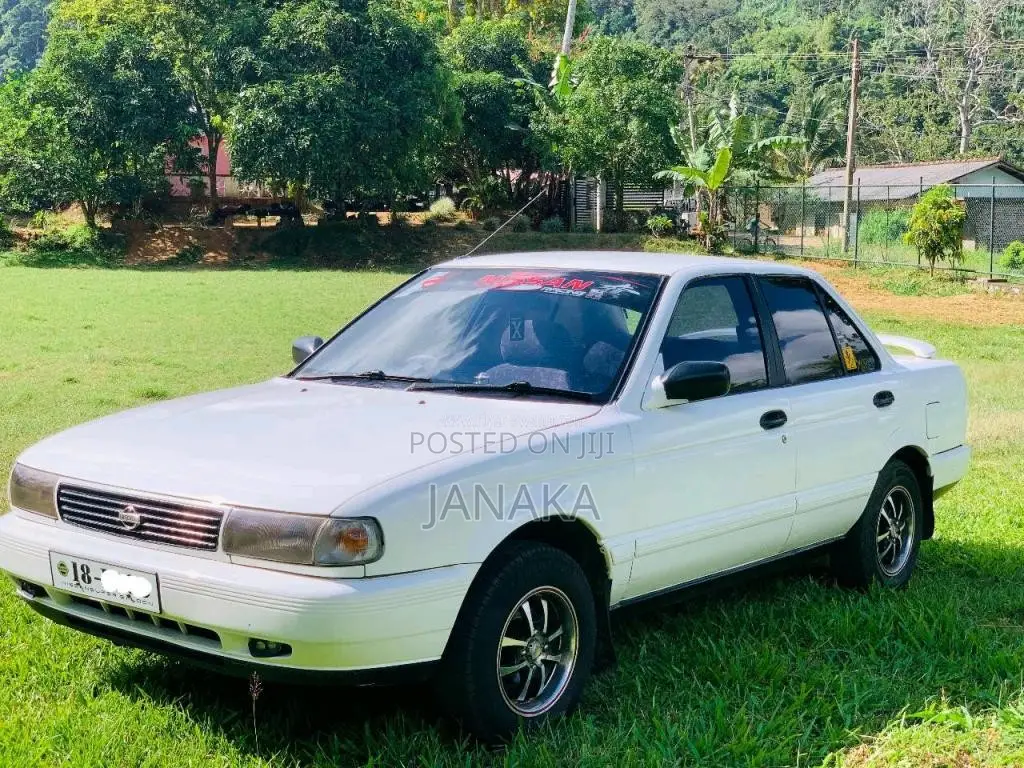 Nissan FB13 Doctor Sunny 1992 Car (Used)