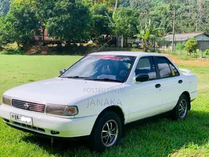 Nissan FB13 Doctor Sunny 1992 Car (Used)