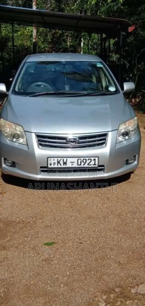 Toyota Axio 2011 Car (Used)