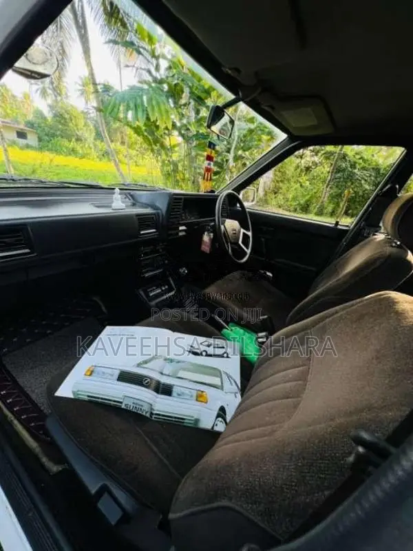 Nissan FB12 TRAD SUNNY SPLEND 1989 Car (Used)