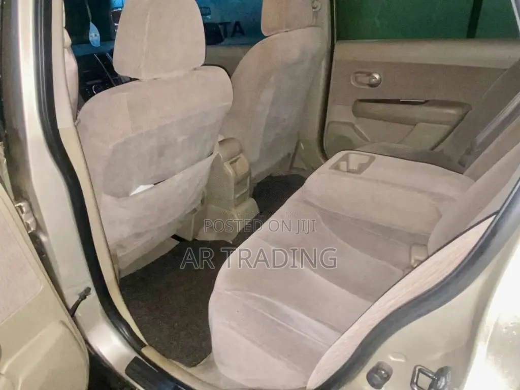 Nissan Tiida 2010 Car (Used)