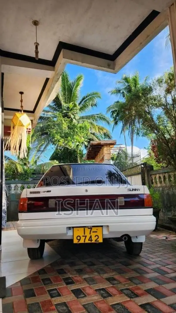 Nissan Trad Sunny B12 1988 Car (Used)
