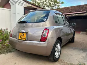 Nissan MARCH AK12 2007 Car (Used)