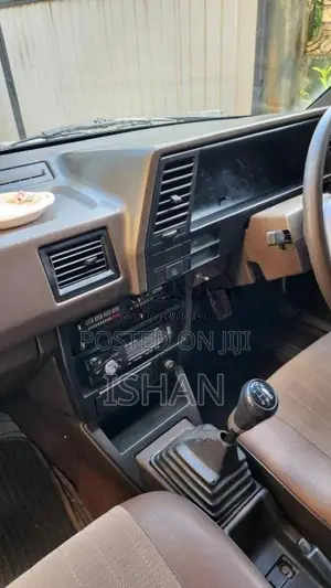 Nissan Trad Sunny B12 1988 Car (Used)