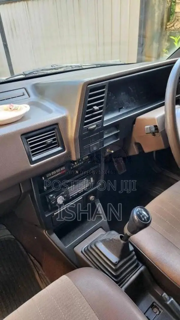 Nissan Trad Sunny B12 1988 Car (Used)