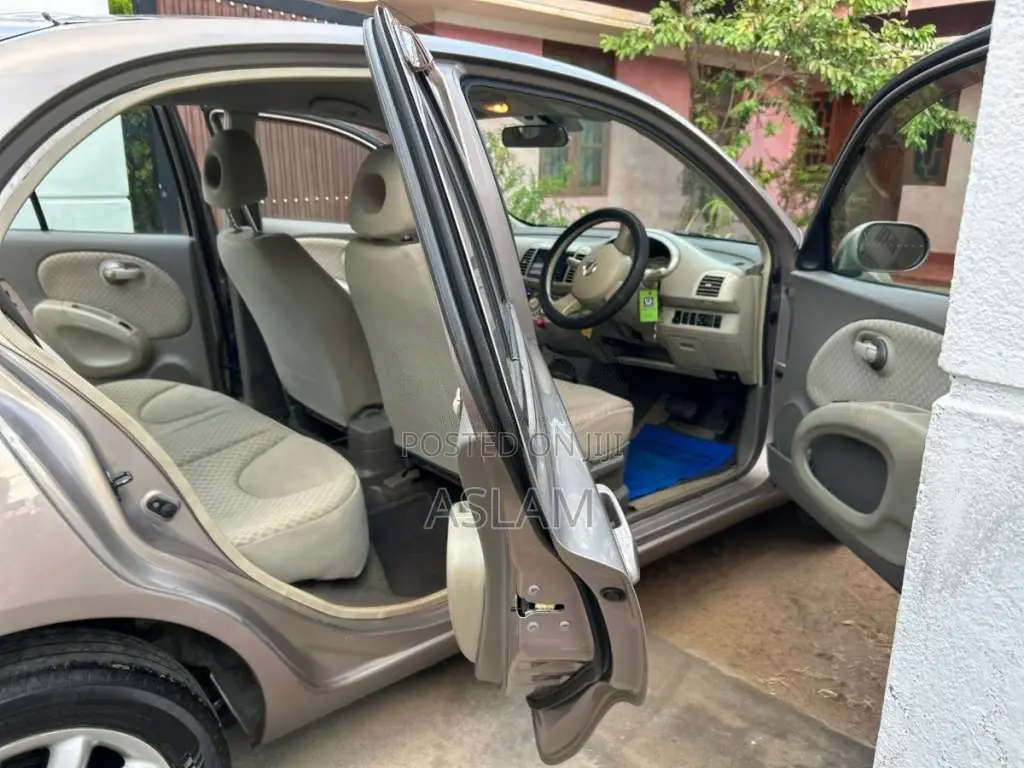Nissan MARCH AK12 2007 Car (Used)