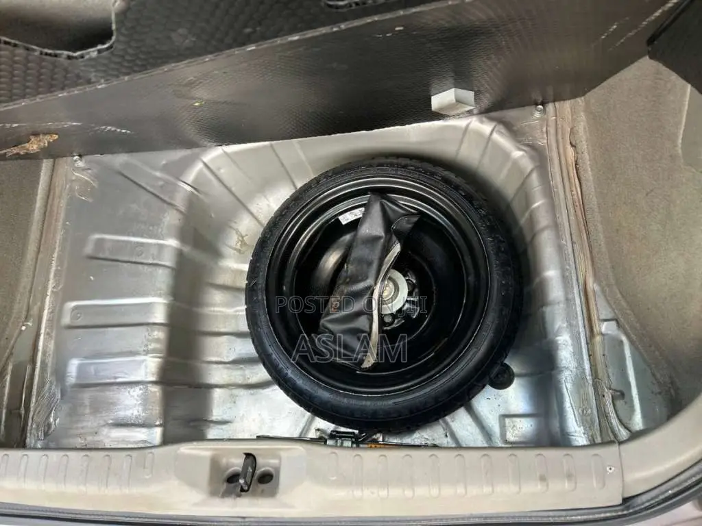 Nissan MARCH AK12 2007 Car (Used)