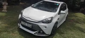 Toyota Aqua Gs 2014 Car (Used)