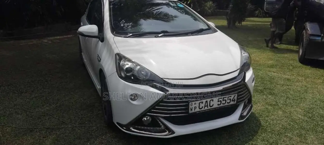Toyota Aqua Gs 2014 Car (Used)