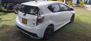 Toyota Aqua Gs 2014 Car (Used)