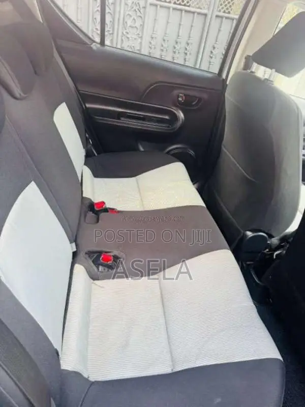 Toyota Aqua 2013 Car (Used)