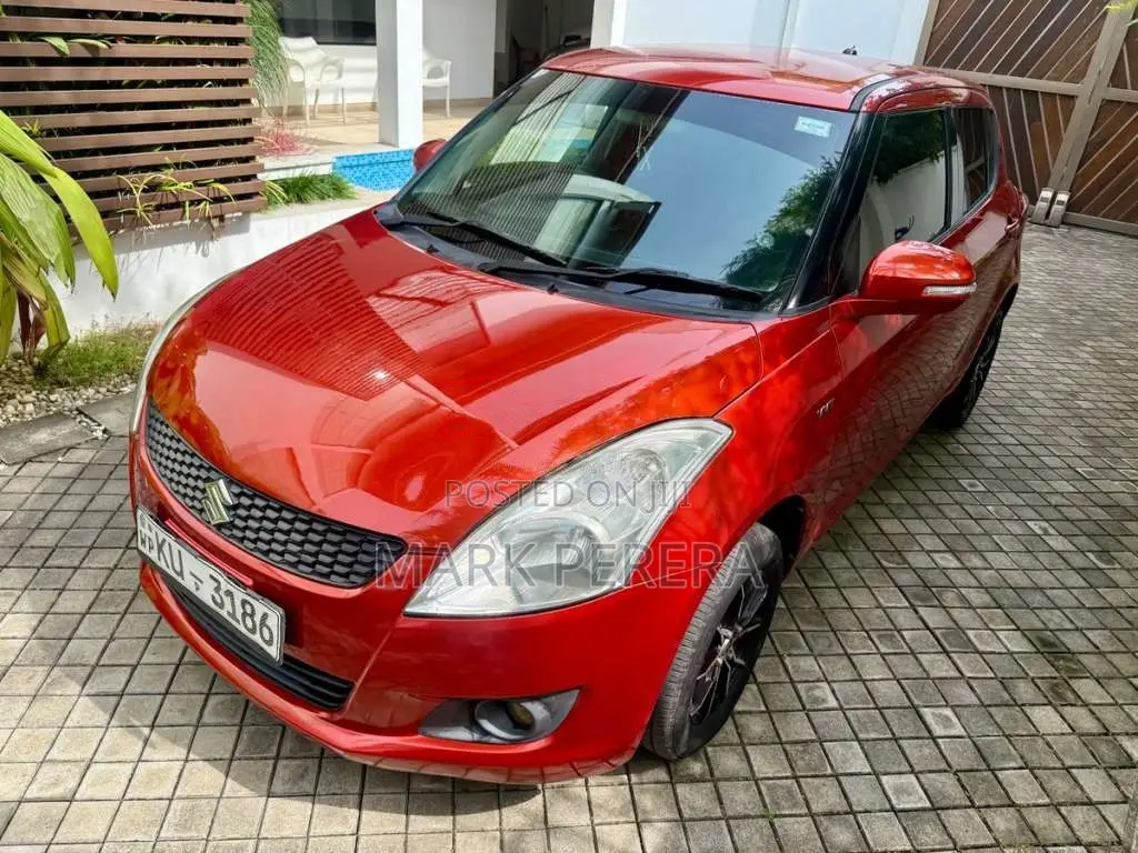 Suzuki Swift 2012 Car (Used)