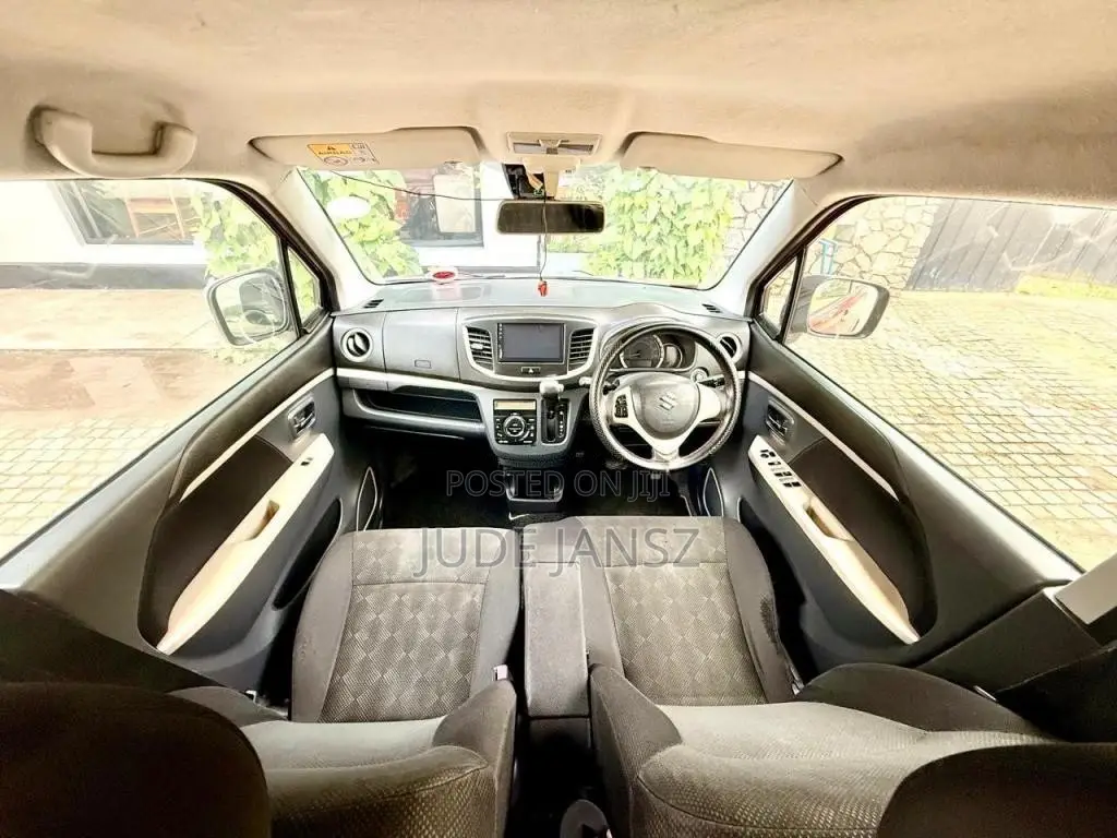 Suzuki Wagon R StingrayJ Style 2015 Car (Used)