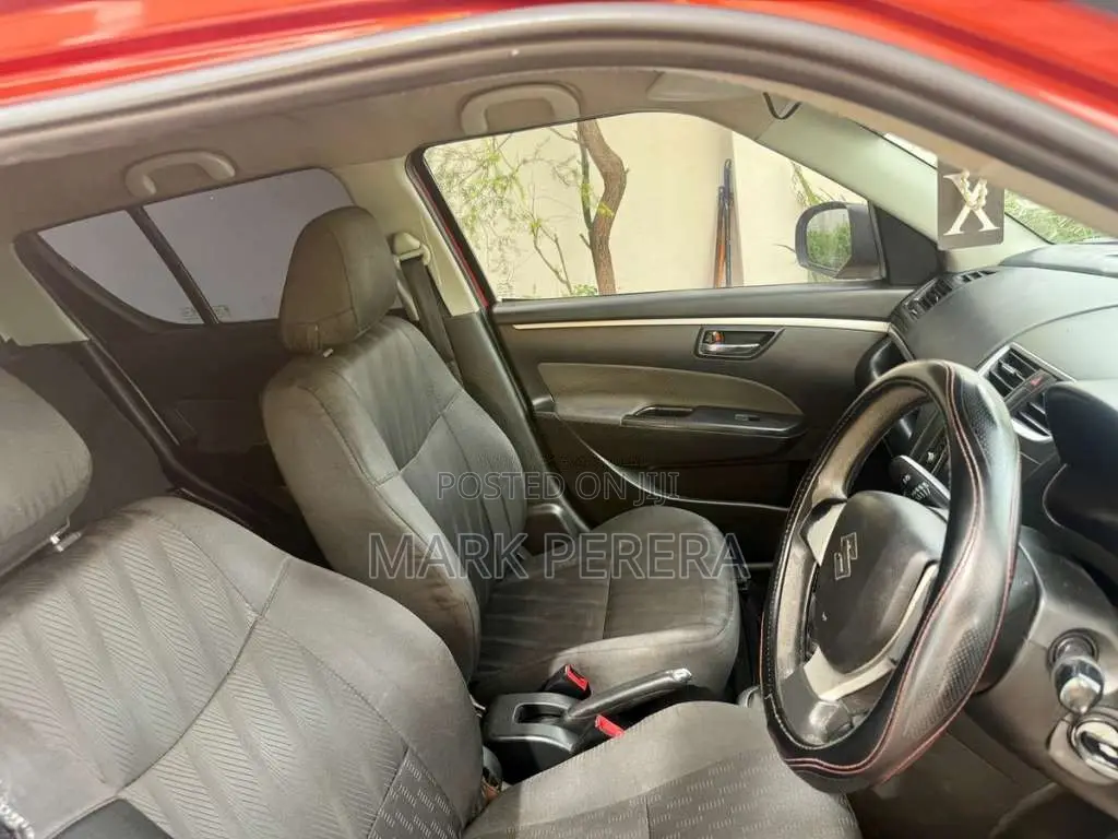 Suzuki Swift 2012 Car (Used)