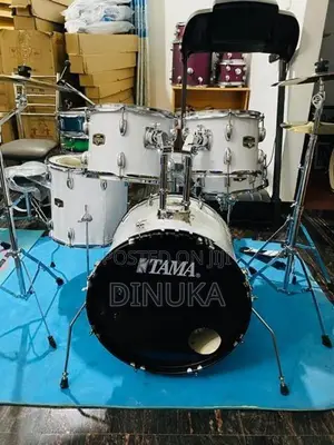 Tama Acoustic Drum Set
