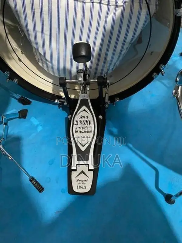 Tama Acoustic Drum Set