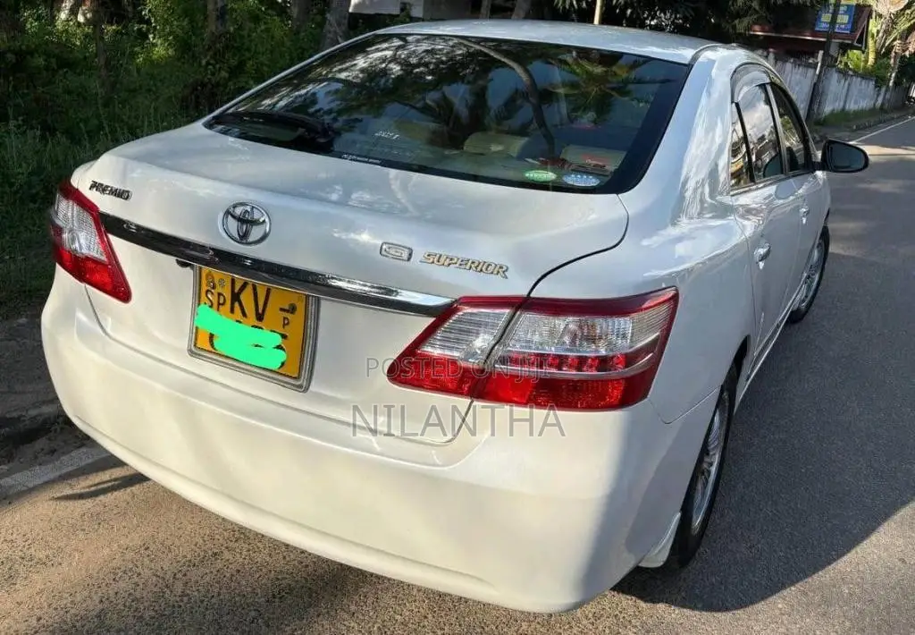 Toyota Premio 2013 Car (Used)