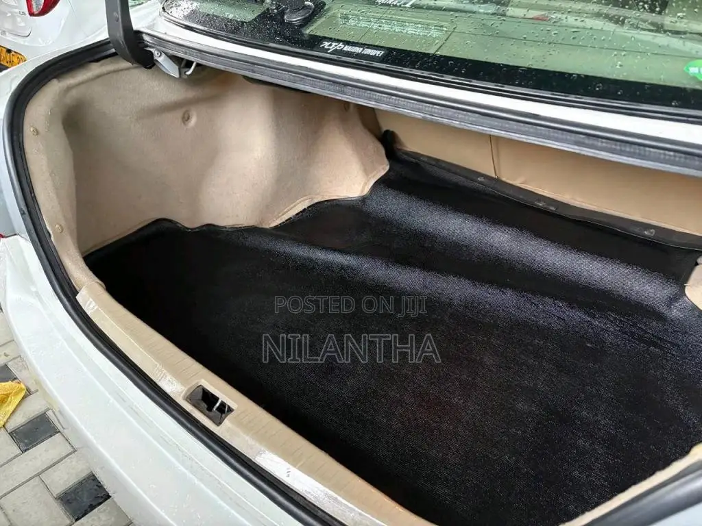 Toyota Premio 2013 Car (Used)