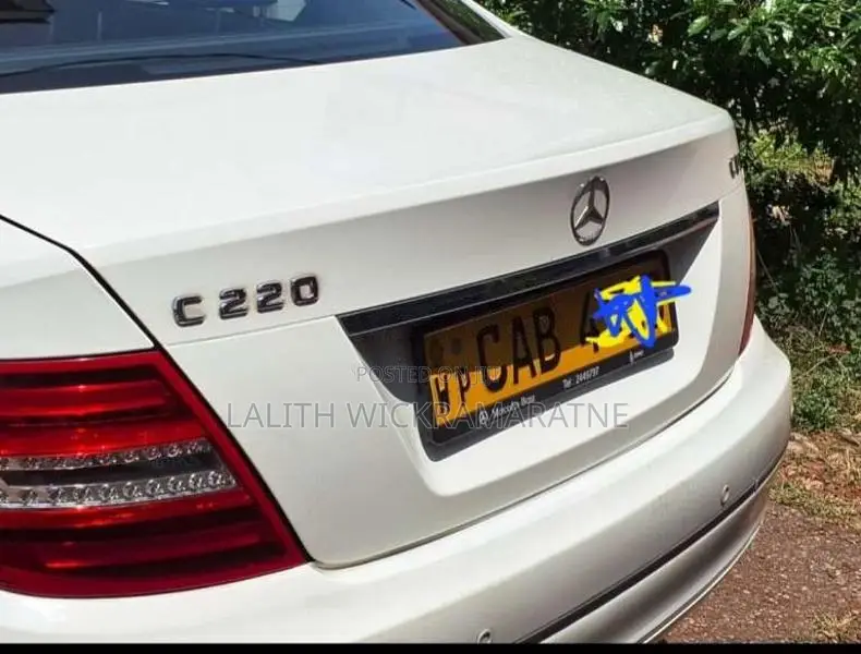 Mercedes-Benz C220 2013 Car (Used)