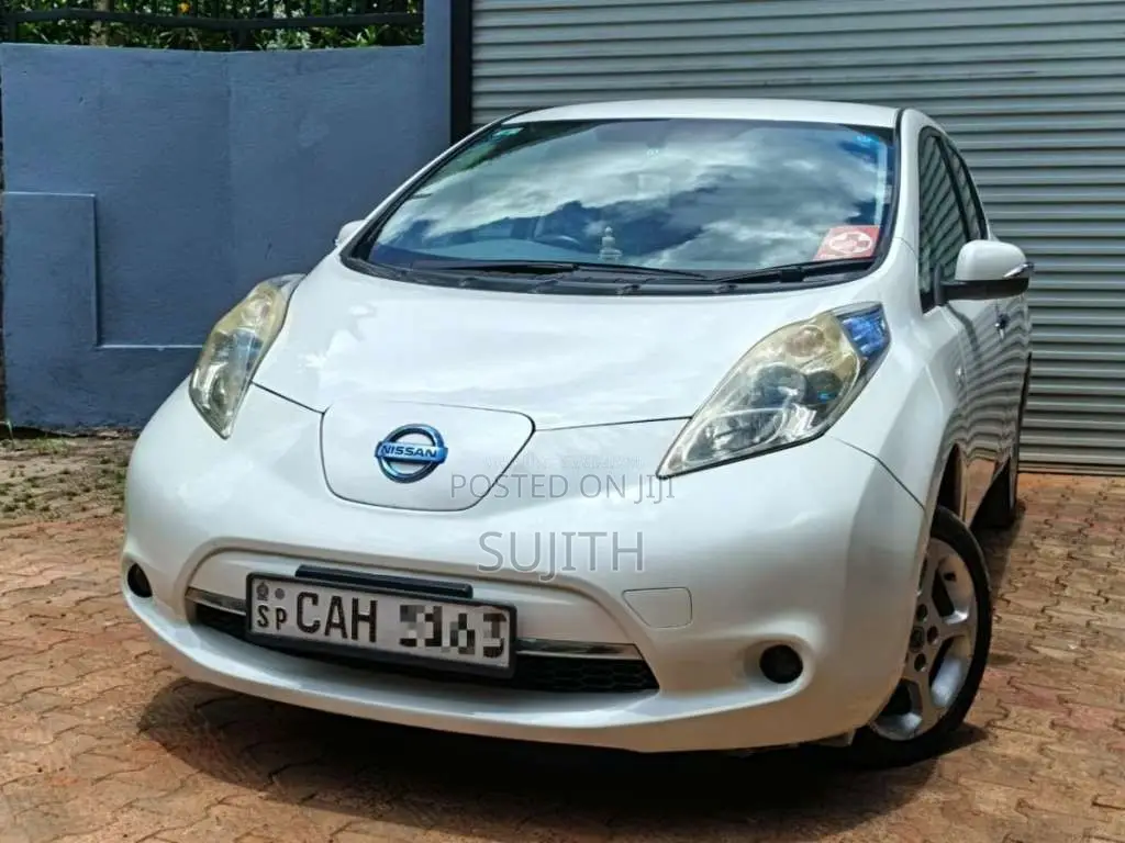 Nissan Leaf 2012 Car (Used)