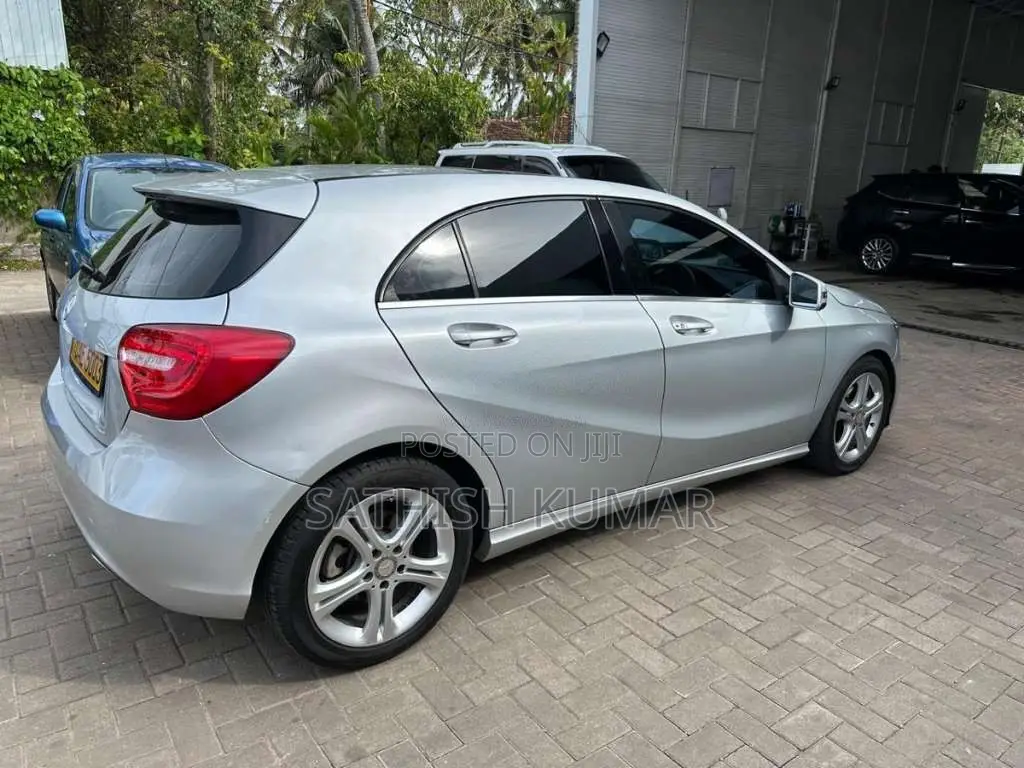 Mercedes-Benz A180 Hatchback 2013 Car (Used)