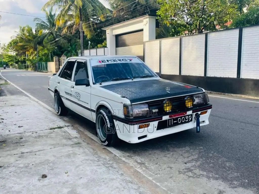 Mitsubishi Lancer Box 1979 Car (Used)