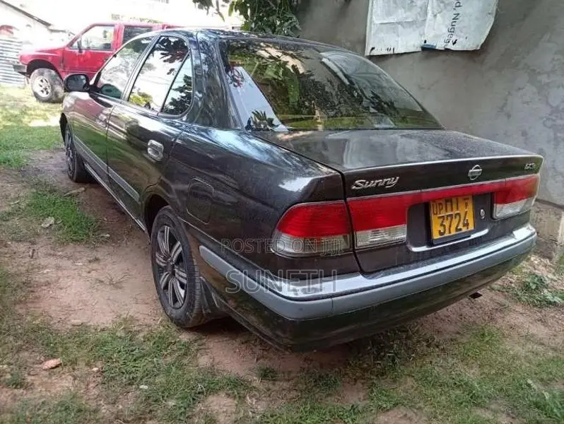 Nissan FB15 2000 Car (Used)