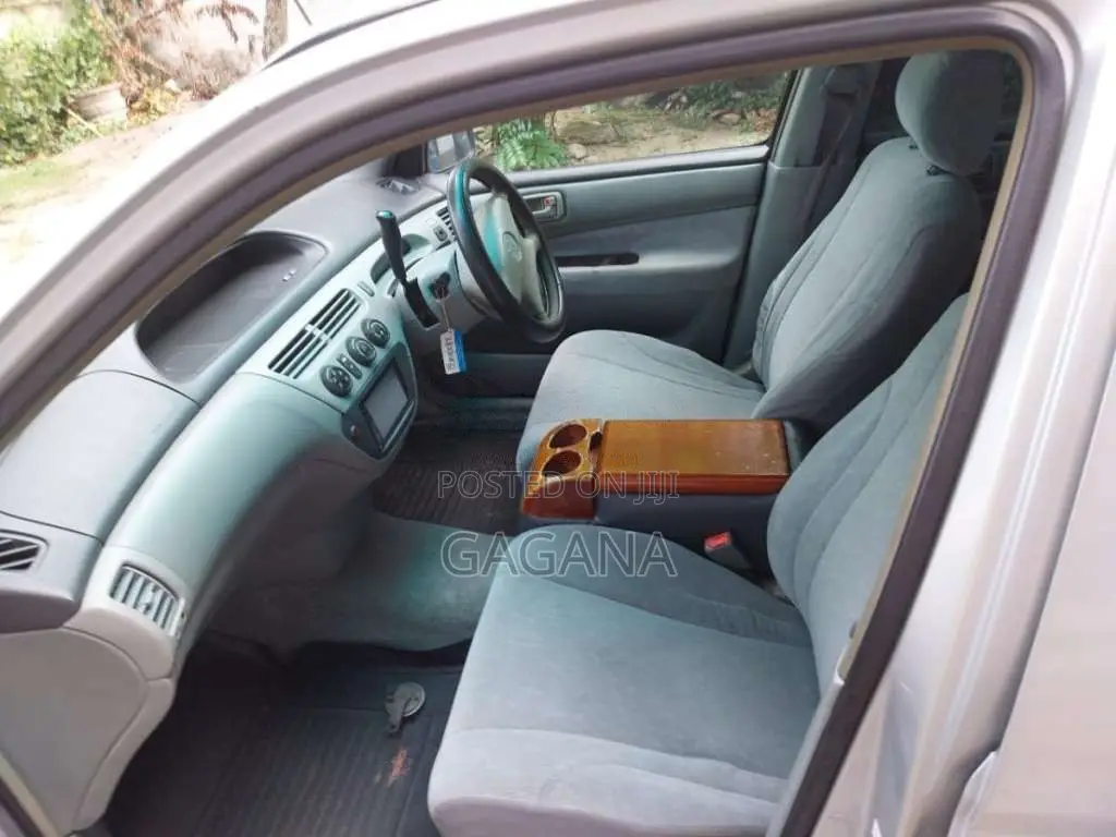 Toyota Vista 2004 Car (Used)