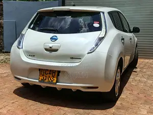 Nissan Leaf 2012 Car (Used)