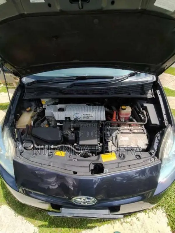 Toyota Prius 2011 Car (Used)