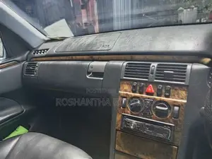 Mercedes-Benz E200 2001 Car (Used)