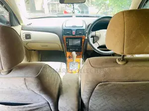 Nissan Bluebird Sylphy 2000 Car (Used)
