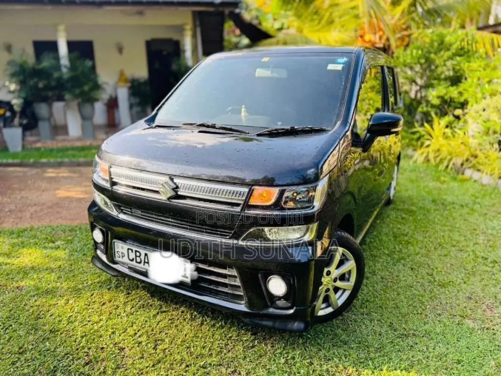 Suzuki Wagon R FZ 2017 Car (Used)