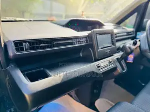 Suzuki Wagon R FZ 2017 Car (Used)