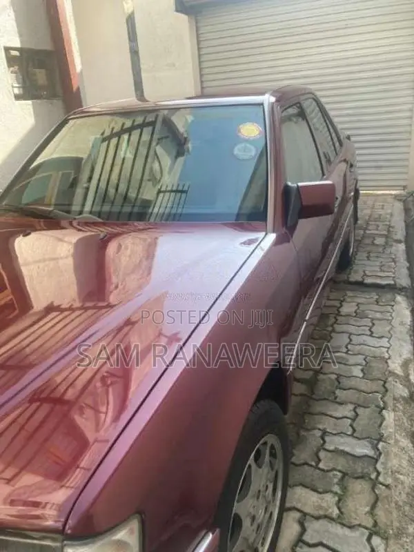 Mercedes-Benz W124 1994 Car (Used)