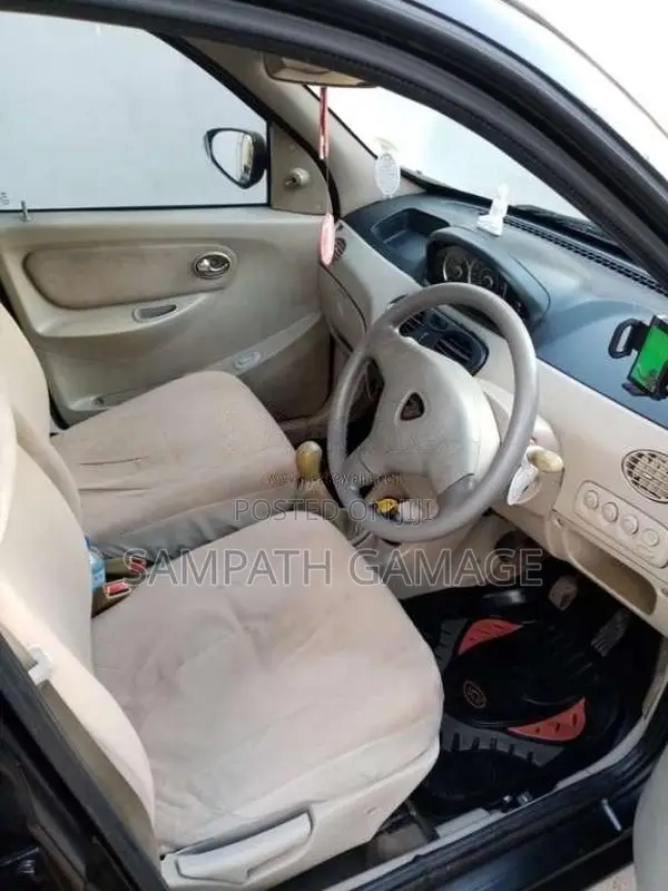Micro Trend 2012 Car (Used)