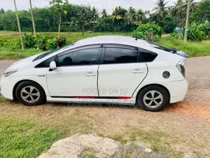 Toyota Prius 2014 Car (Used)