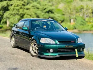 Honda Civic 2000 Car (Used)