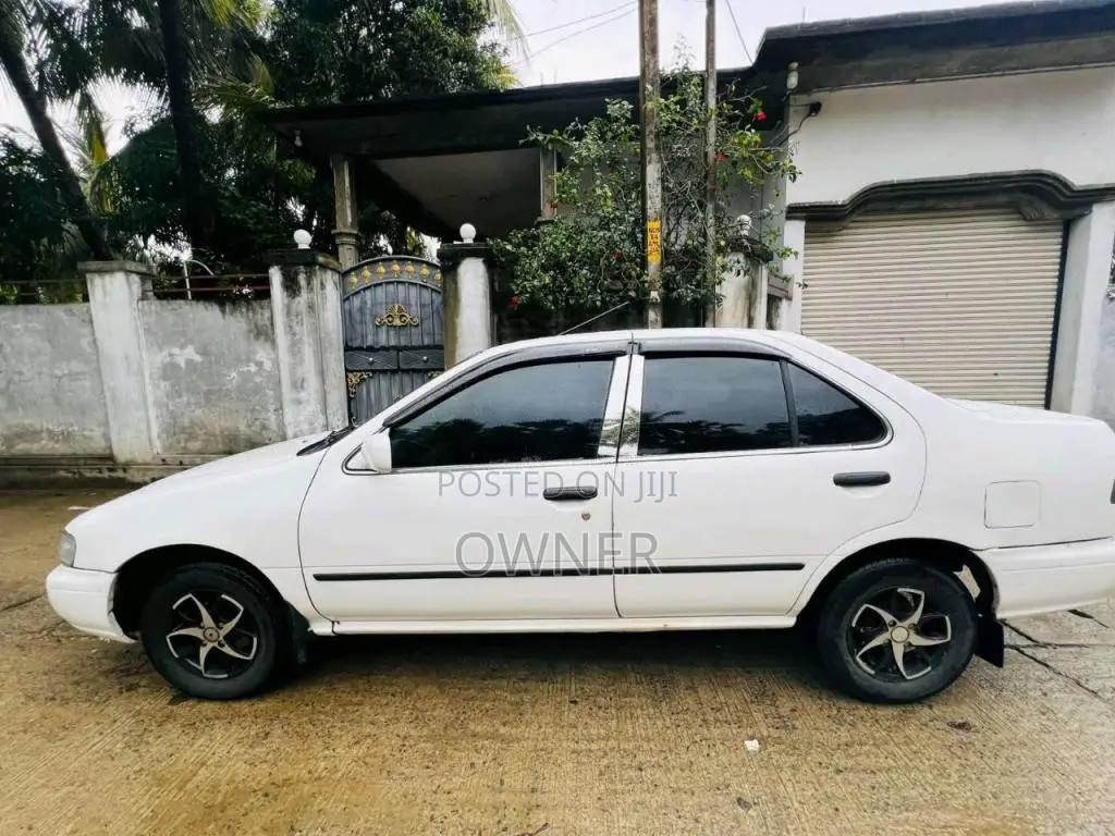 Nissan FB14 2002 Car (Used)