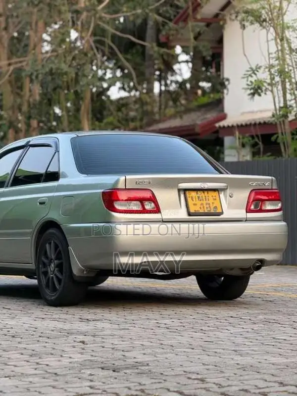 Toyota Carina 2003 Car (Used)