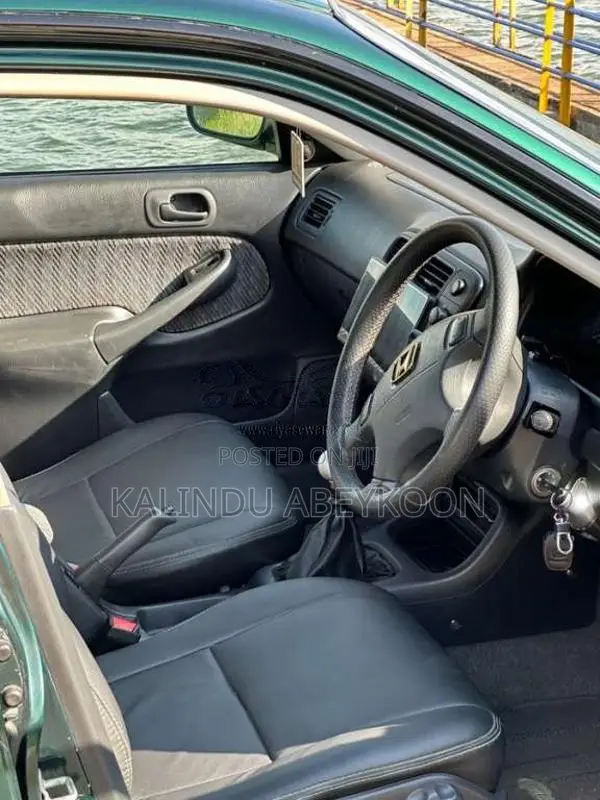 Honda Civic 2000 Car (Used)