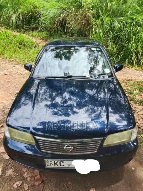 Nissan FB15 2003 Car (Used)